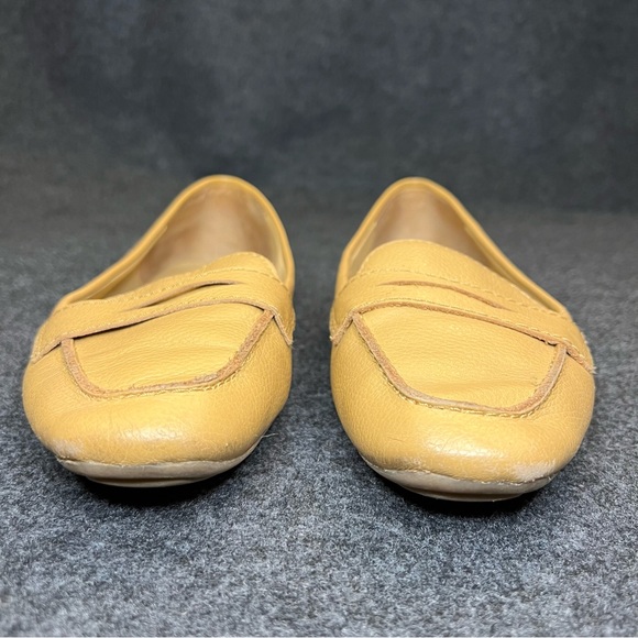 Talbots Leather Penny Loafer - size 8 1/2M - Picture 2 of 8